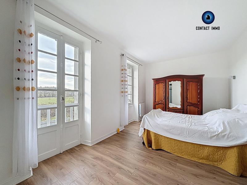 Maison - 97 m² - 5 pièces