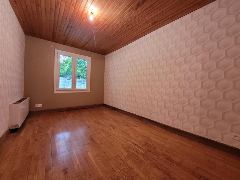 Maison - 77 m² - 4 pièces