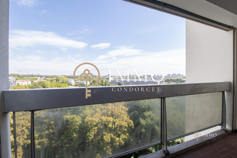 Appartement - 100 m² - 5 pièces