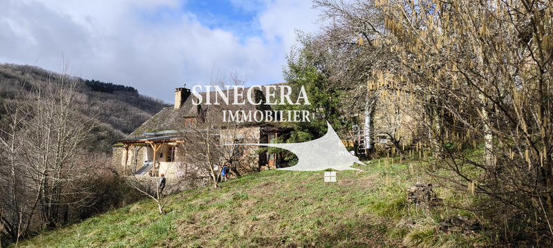 Maison - 230 m² - 5 pièces