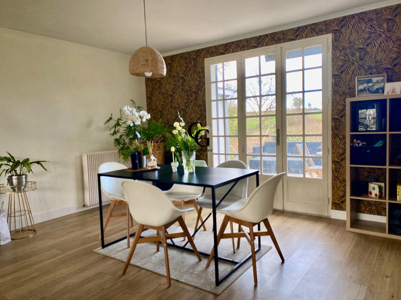 Maison - 150 m² - 6 pièces