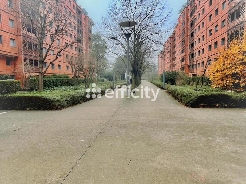 Appartement - 179 m² - 7 pièces