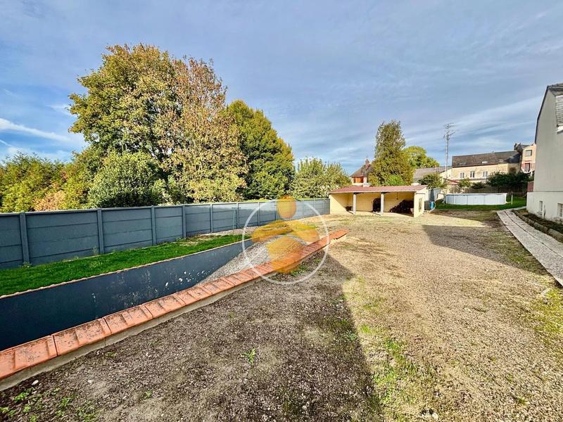 Maison - 140 m² - 6 pièces