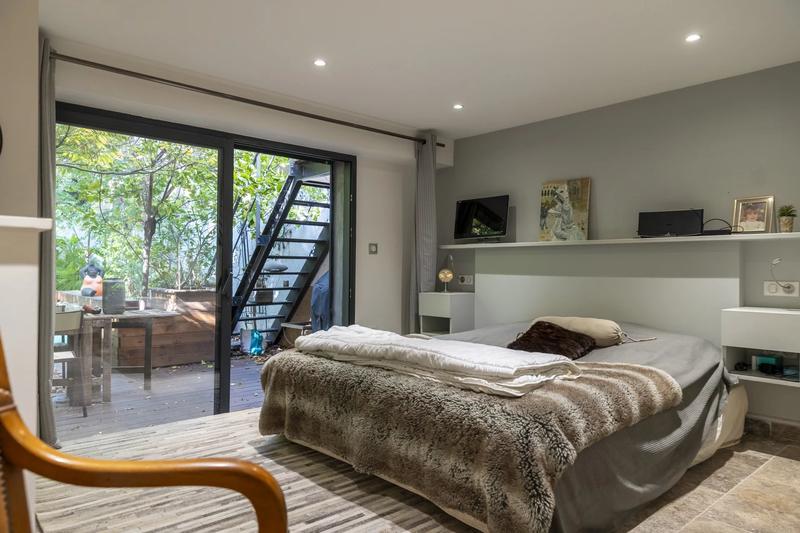 Duplex - 181 m² - 6 pièces