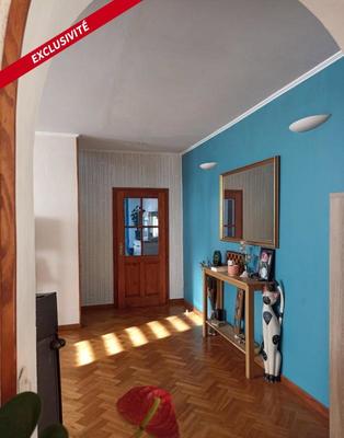 Maison - 181 m² - 5 pièces