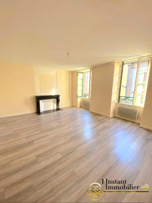 Immeuble - 311 m² - 9 pièces