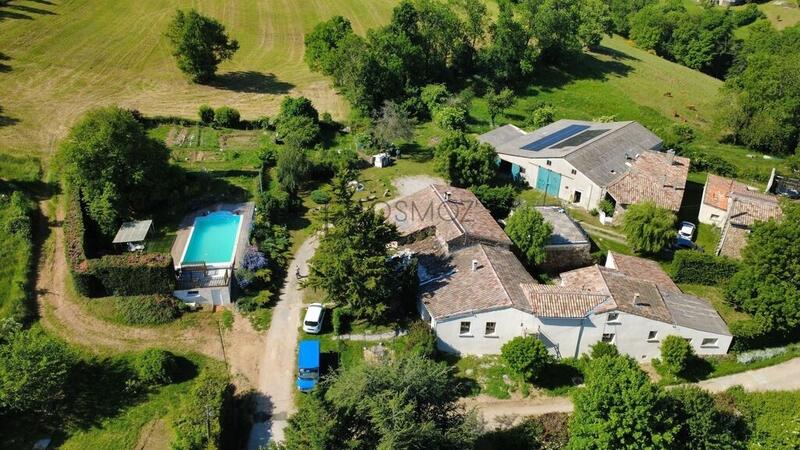 Propriété - 120 m² - 7 pièces