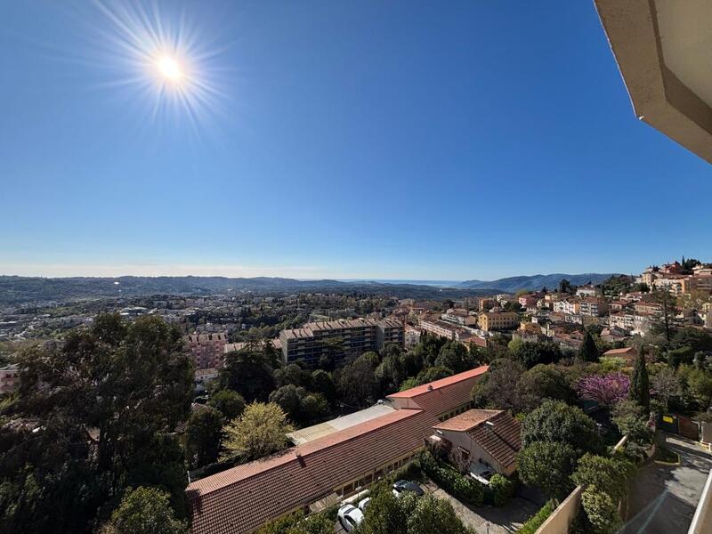 Appartement - 76 m² - 3 pièces