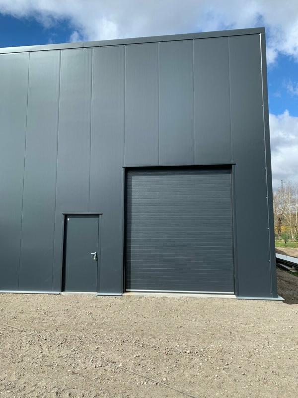 Local d'activité / Entrepôt - 95 m²