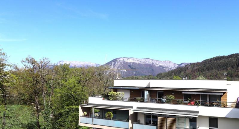 Appartement - 108 m² - 5 pièces