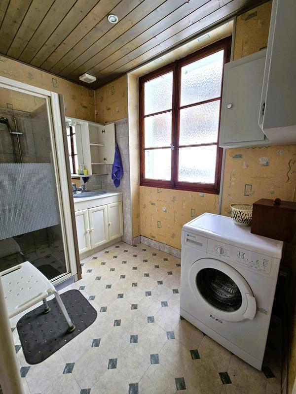 Maison traditionnelle - 95 m² - 5 pièces