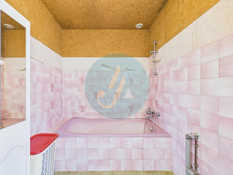 Maison - 101 m² - 5 pièces