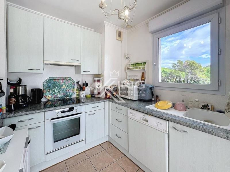 Appartement - 90 m² - 4 pièces