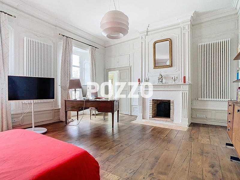 Maison - 166 m² - 6 pièces