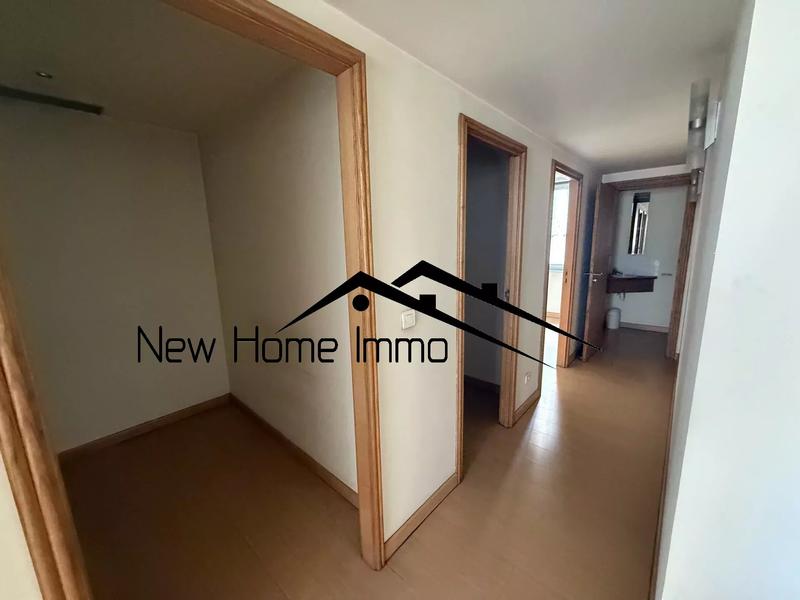 Appartement - 100 m² - 4 pièces