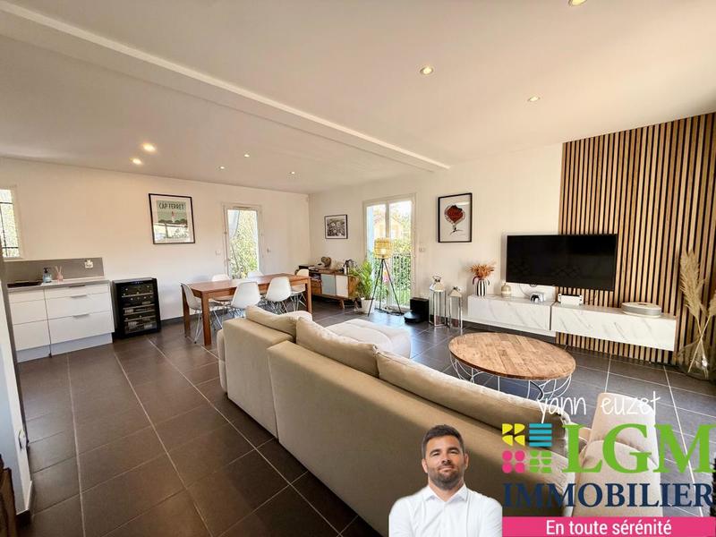 Maison - 88 m² - 4 pièces