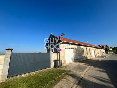 Maison - 91 m² - 5 pièces