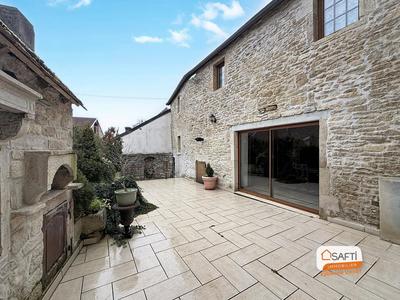 Maison - 290 m² - 10 pièces