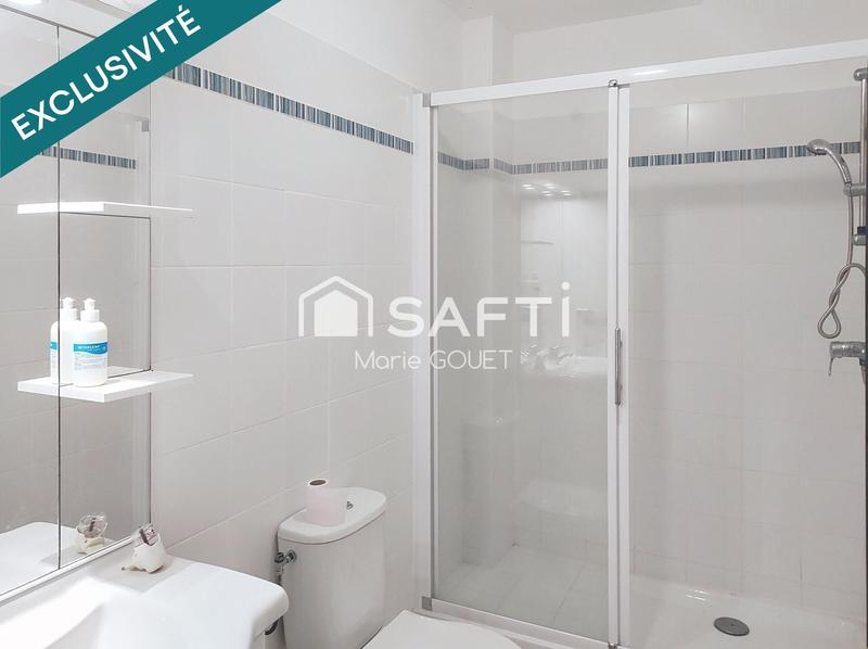 Maison - 237 m² - 8 pièces