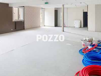 Local commercial - 200 m²