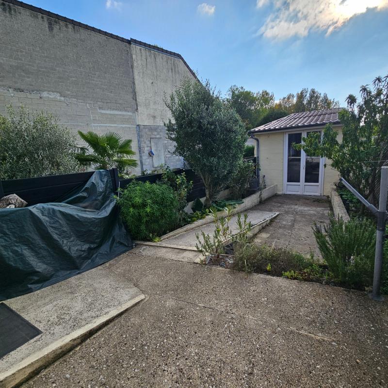 Maison - 102 m² - 4 pièces