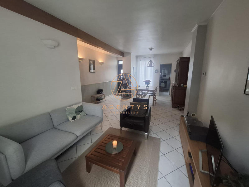 Maison - 95 m² - 4 pièces