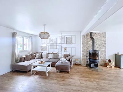 Maison - 103 m² - 5 pièces