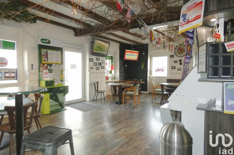 Local commercial - 99 m²