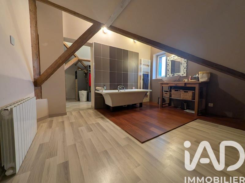 Maison - 143 m² - 5 pièces