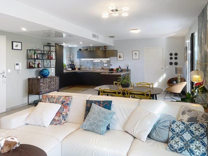 Appartement - 92 m² - 4 pièces