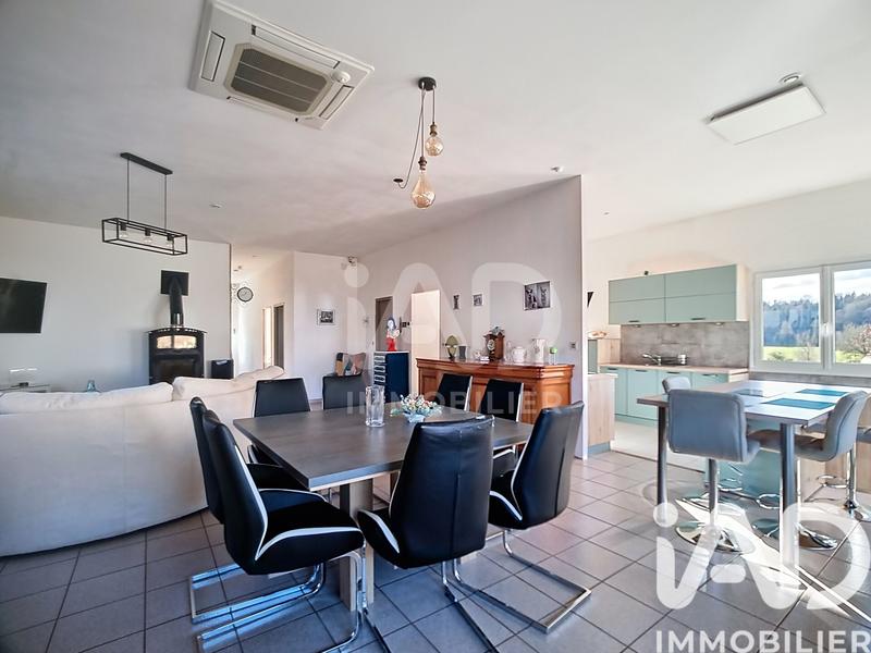 Maison - 186 m² - 5 pièces