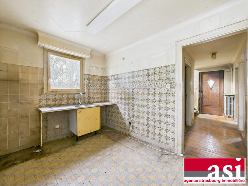 Maison - 94 m² - 5 pièces