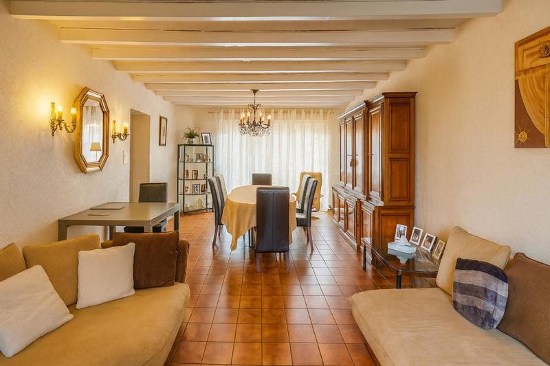 Maison - 166 m² - 6 pièces