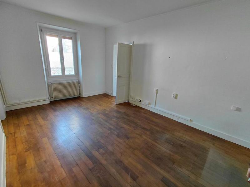 Maison - 83 m² - 4 pièces