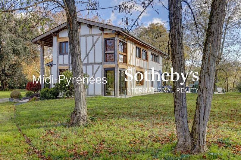 Maison - 186 m² - 7 pièces