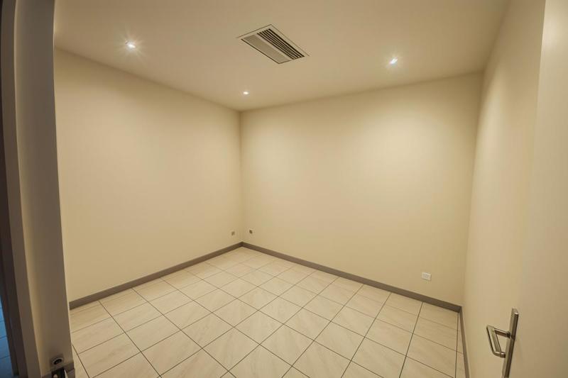 Immeuble - 135 m² - 8 pièces