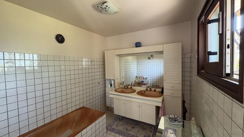 Maison d'architecte - 295 m² - 9 pièces