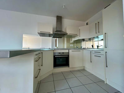 Appartement - 100 m² - 5 pièces