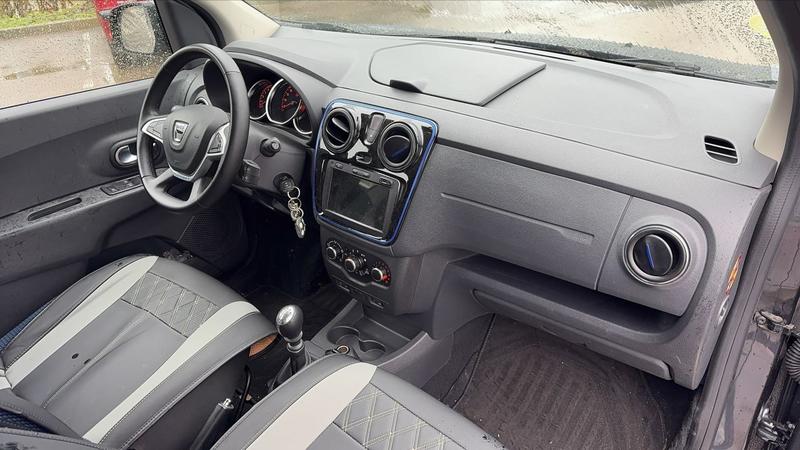 Dacia Lodgy 1.5 BluedCi 115 15 Ans
