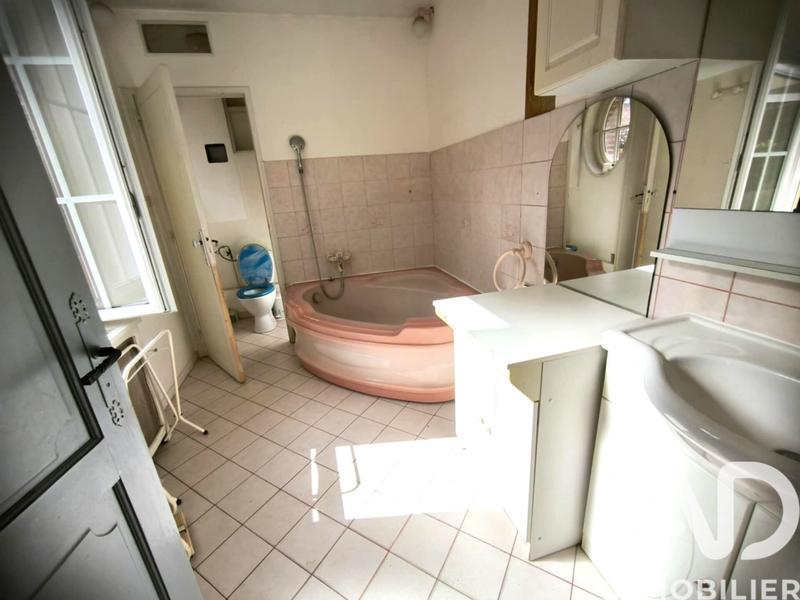 Maison - 140 m² - 6 pièces