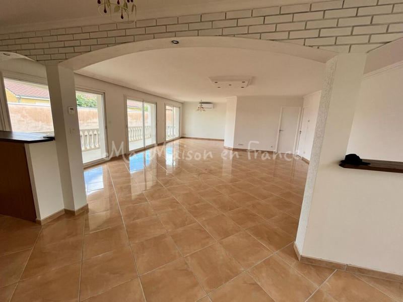 Maison - 153 m² - 7 pièces