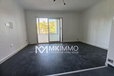 Studio - 21 m² - 1 pièce