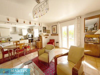 Maison - 186 m² - 7 pièces