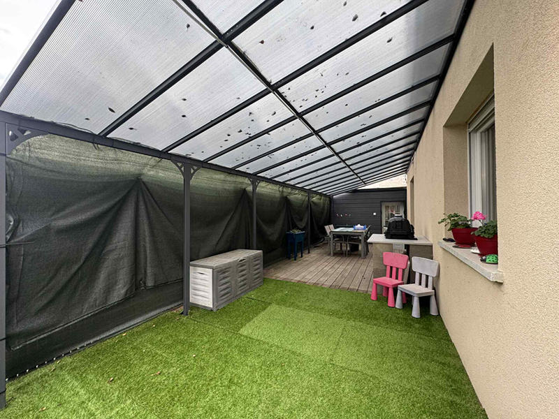 Maison - 99 m² - 5 pièces