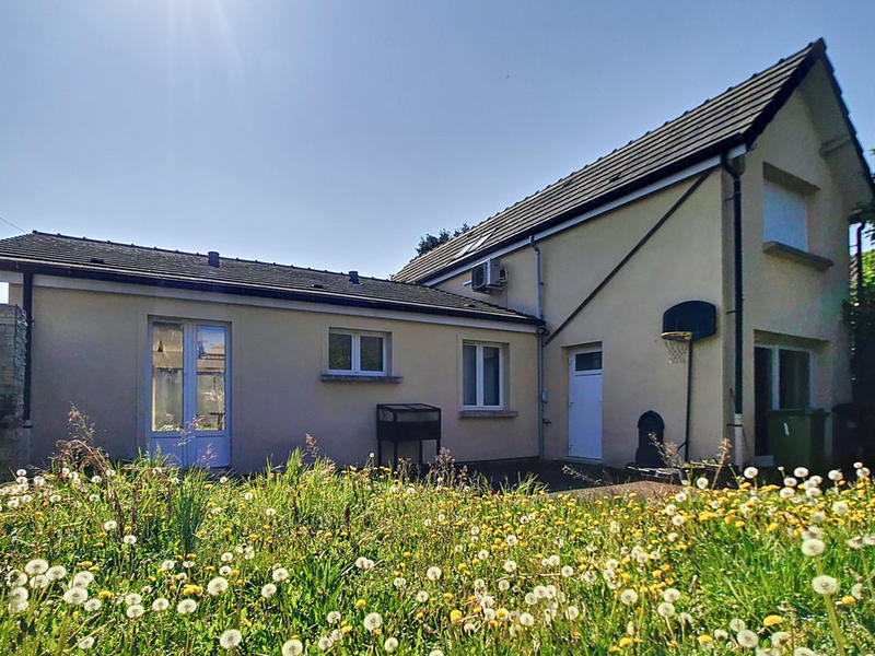 Maison - 150 m² - 6 pièces