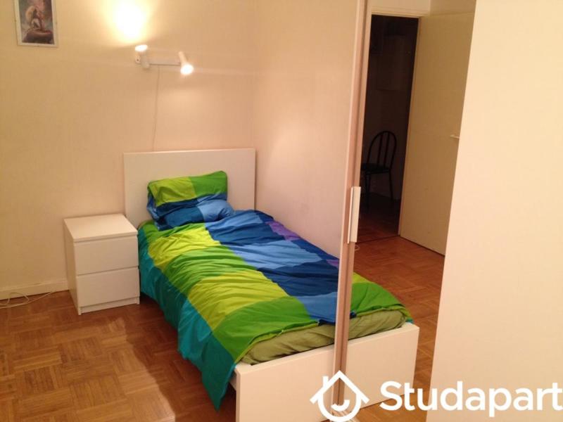 Chambre - 12 m² - 1 pièce