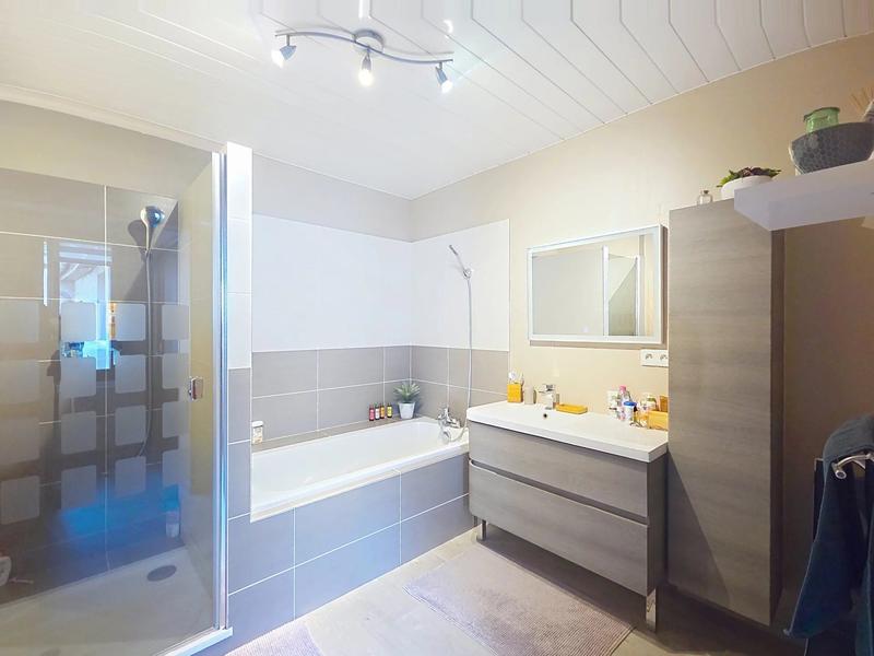 Maison - 160 m² - 7 pièces