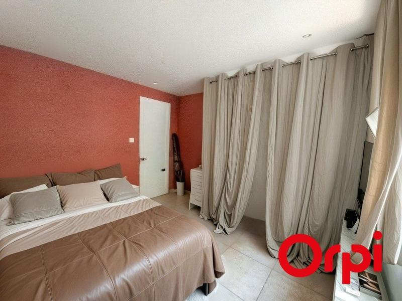 Villa - 168 m² - 5 pièces