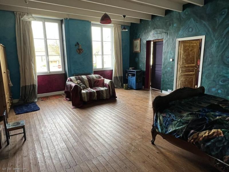 Maison de maîtres - 294 m² - 8 pièces