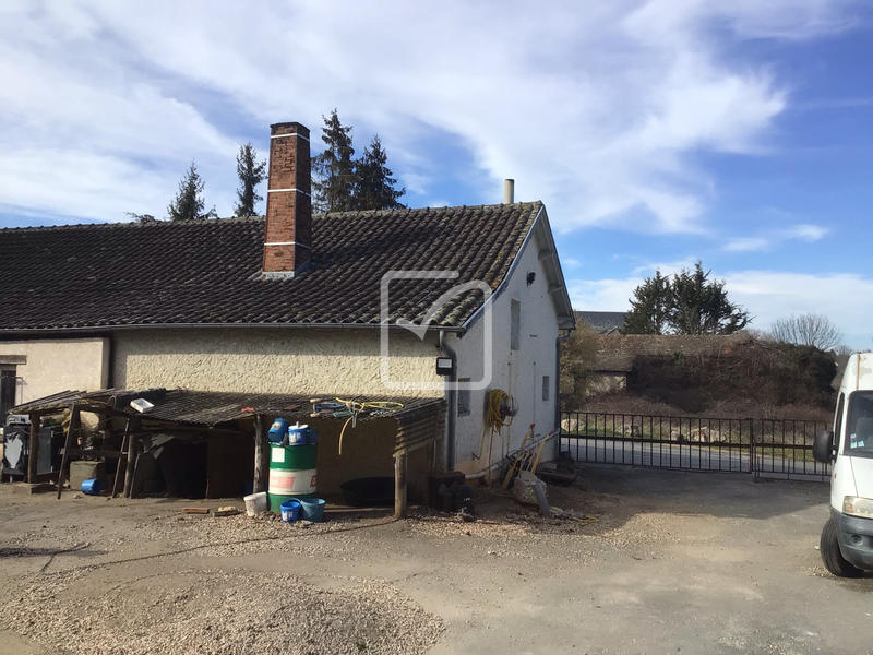 Maison - 244 m² - 12 pièces